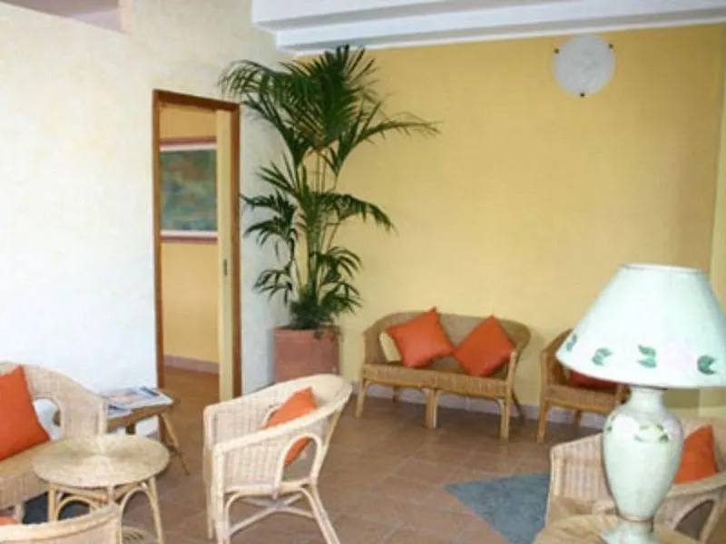 **** Hotel Nyce Club Sport Village Badesi Italia