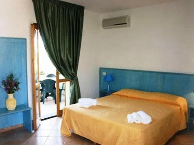 Hotel Nyce Club Sport Village Badesi